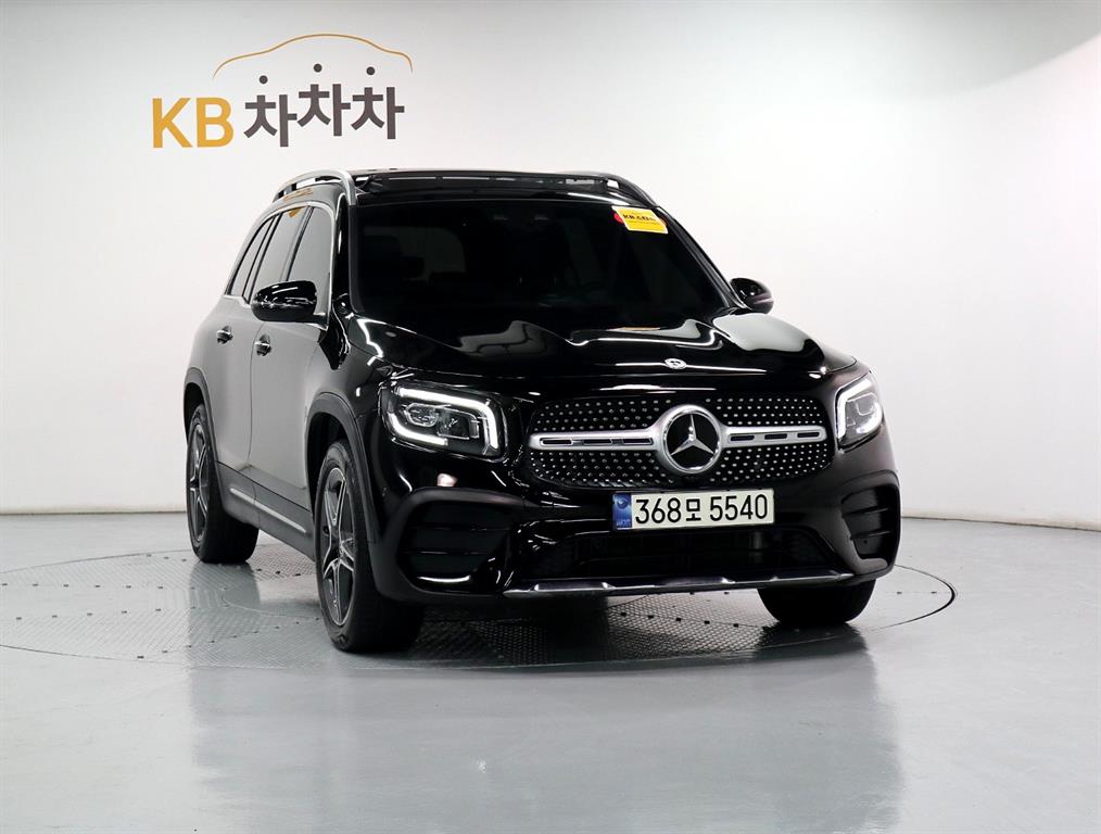 Mercedes Benz GLB Class - Vista 2