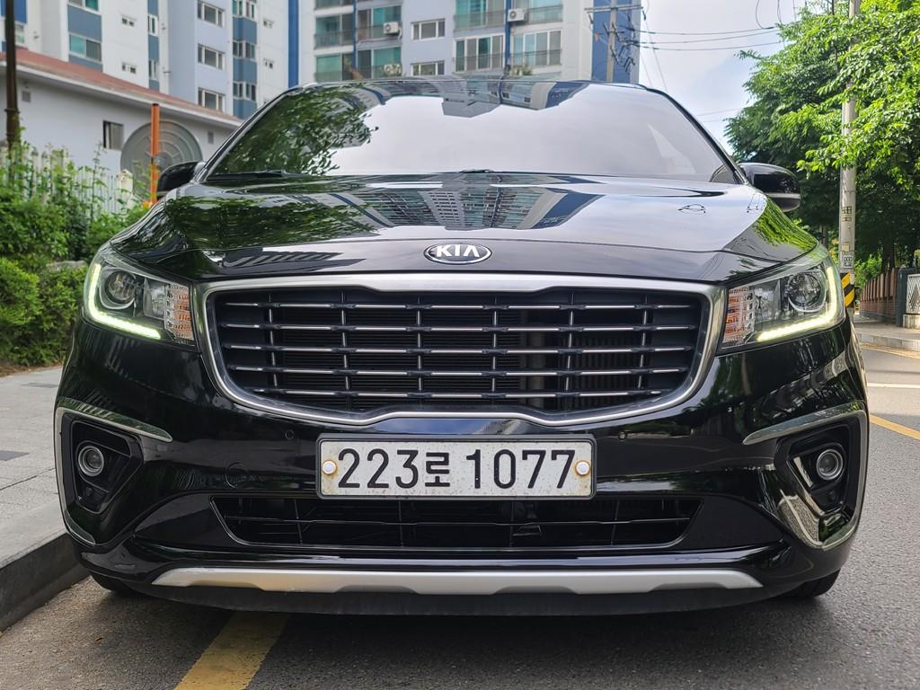 KIA Carnival 2020 - Importación desde Corea - HF Imports Iquique - Foto 1