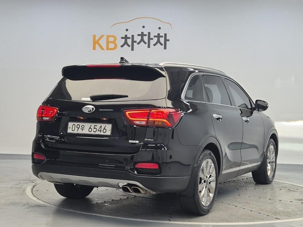 KIA Sorento - Vista 3