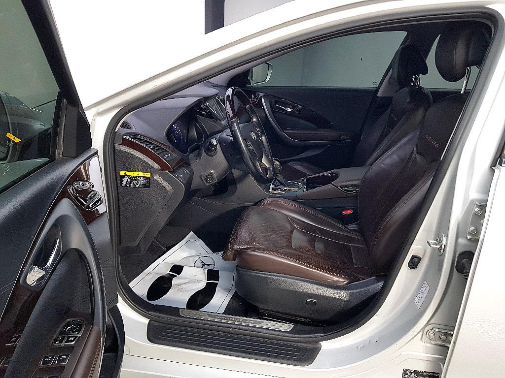 HYUNDAI Grandeur - Vista 8
