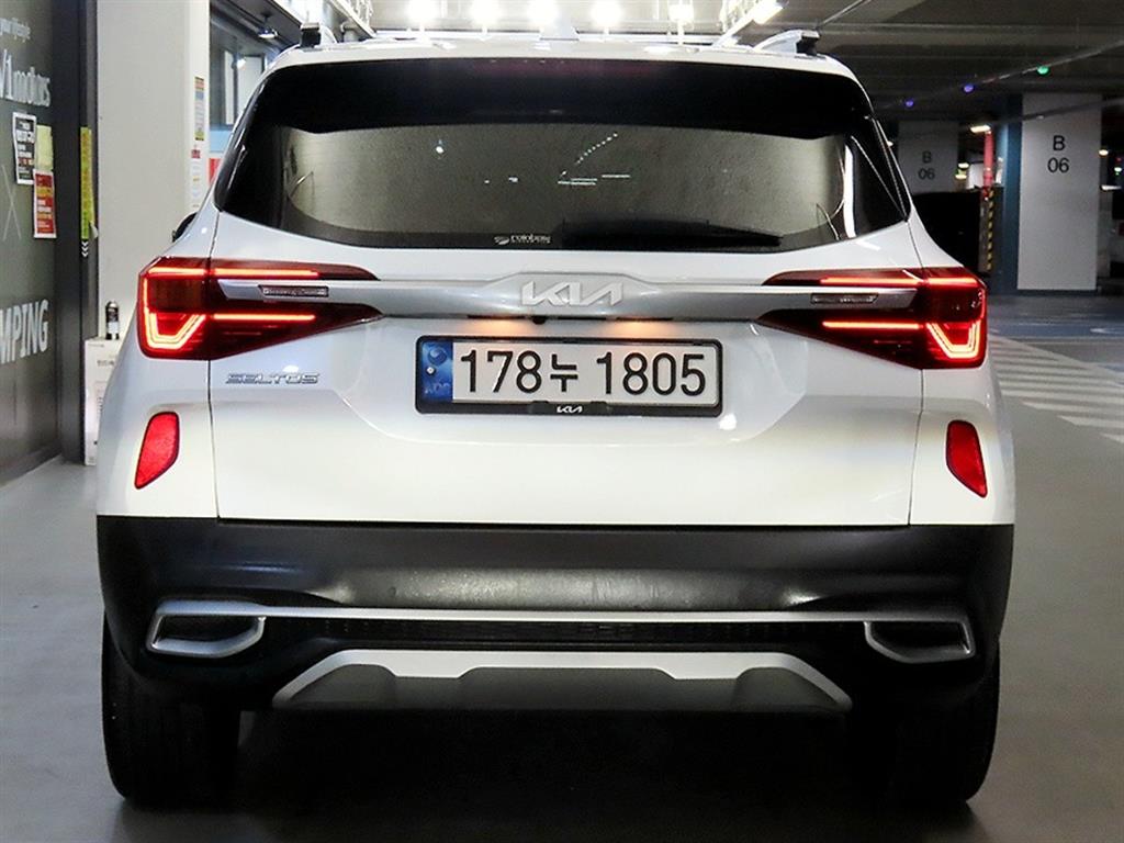 KIA Seltos - Vista 5