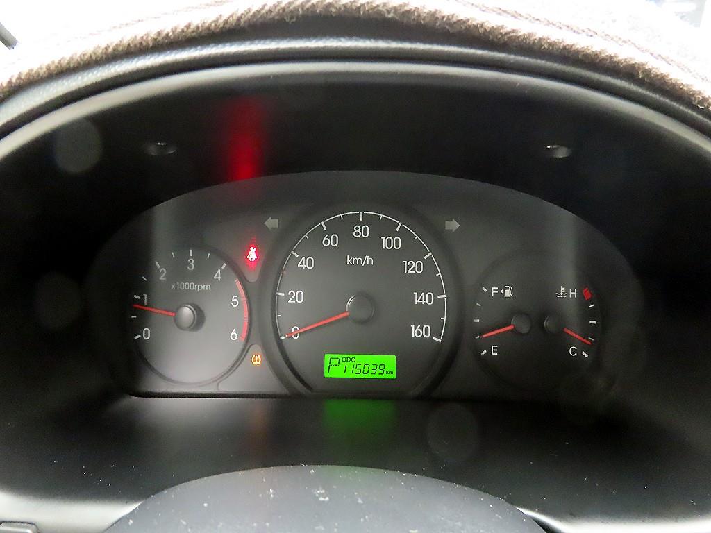 HYUNDAI Starex - Vista 6