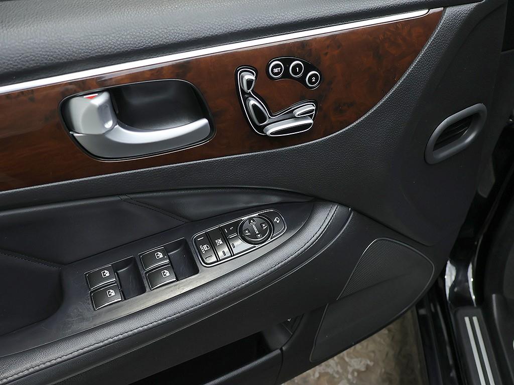 HYUNDAI Equus 2012 Negro - Importación desde Corea - HF Imports Iquique - Foto 13