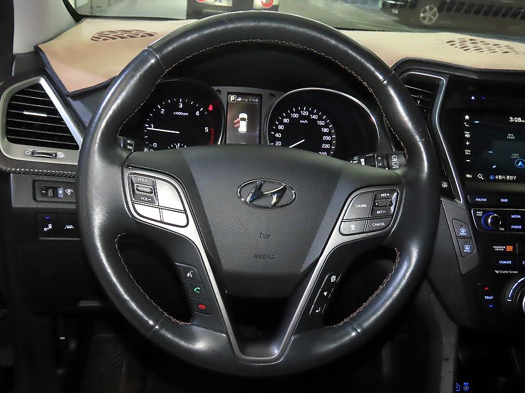 HYUNDAI Santa Fe - Vista 8