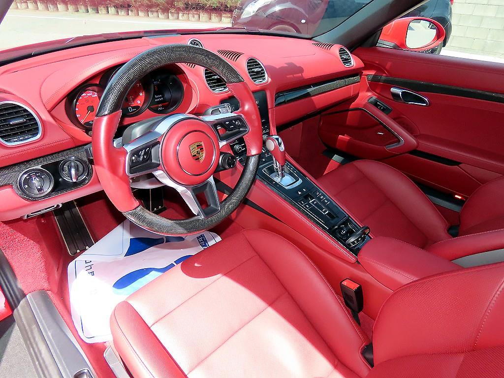 Porsche 718 - Vista 8