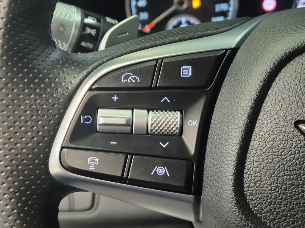 Genesis G70 2025 Gris - Importación desde Corea - HF Imports Iquique - Foto 16