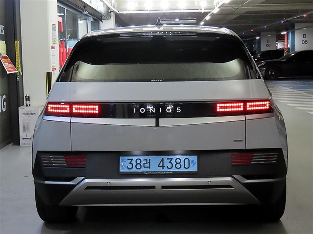 HYUNDAI Ioniq 5 - Vista 5