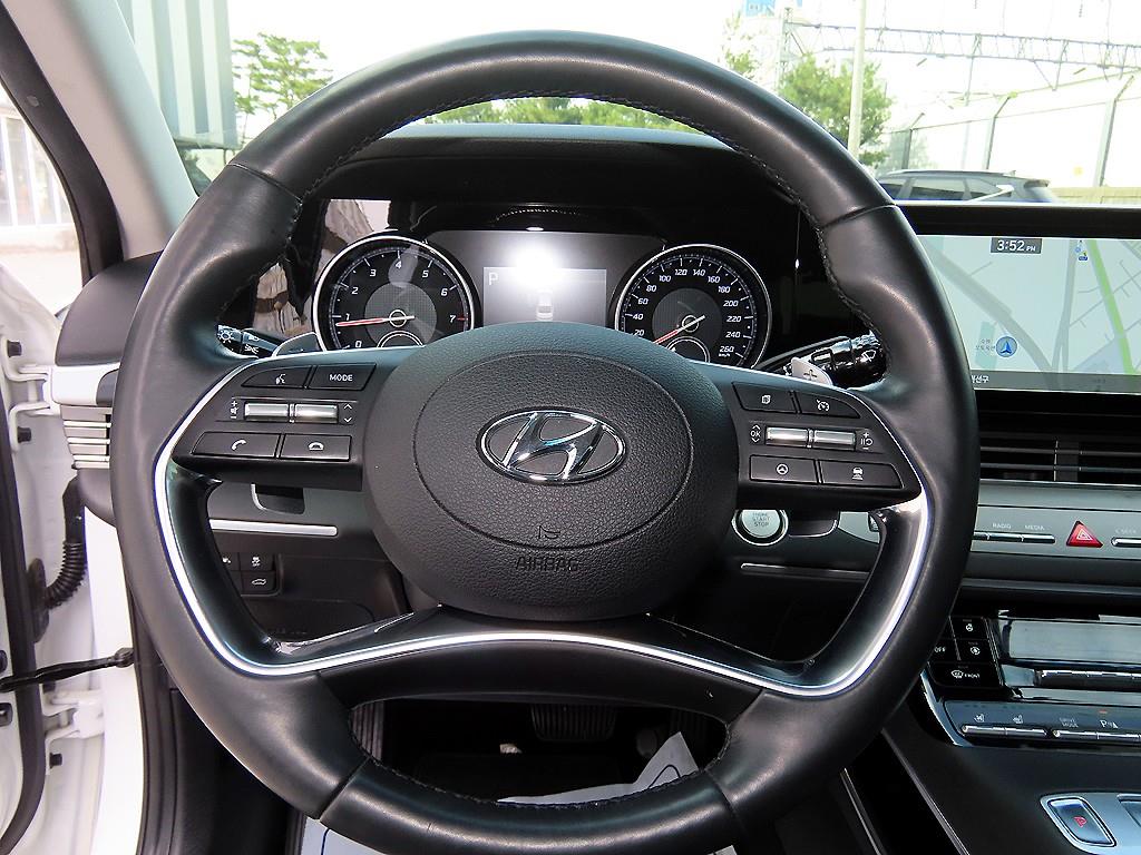 HYUNDAI Grandeur - Vista 8