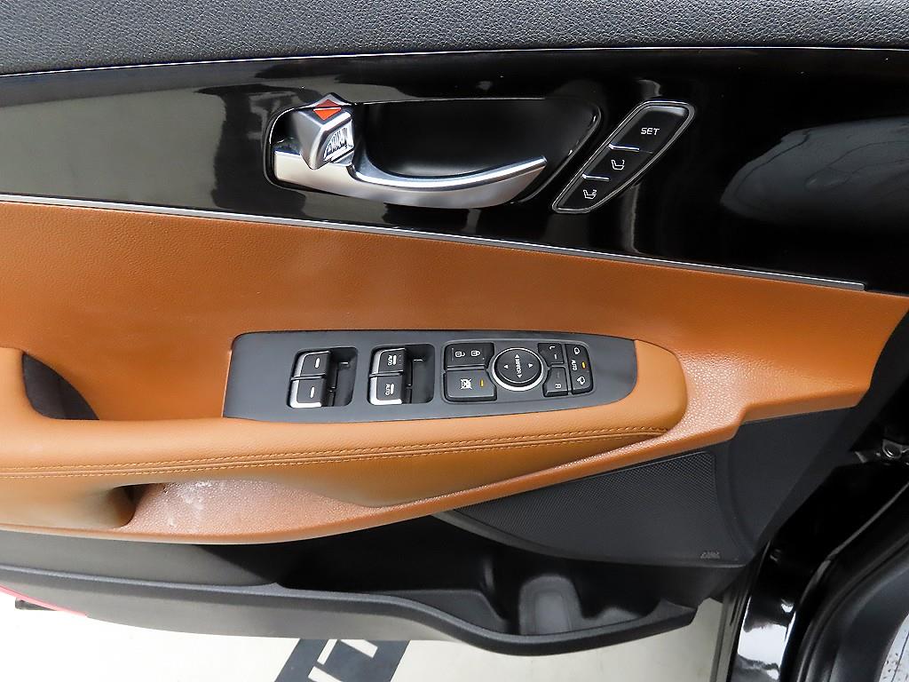 KIA Sorento - Vista 11