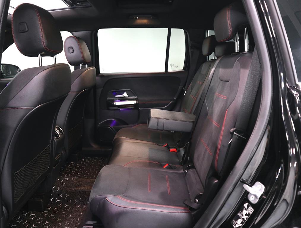 Mercedes Benz GLB Class - Vista 10