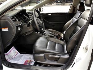 Volkswagen Jetta - Vista 10