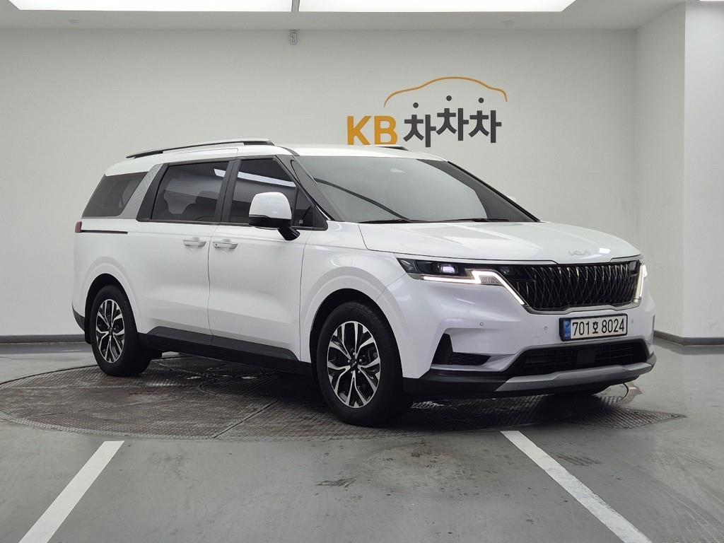 KIA Carnival - Vista 2