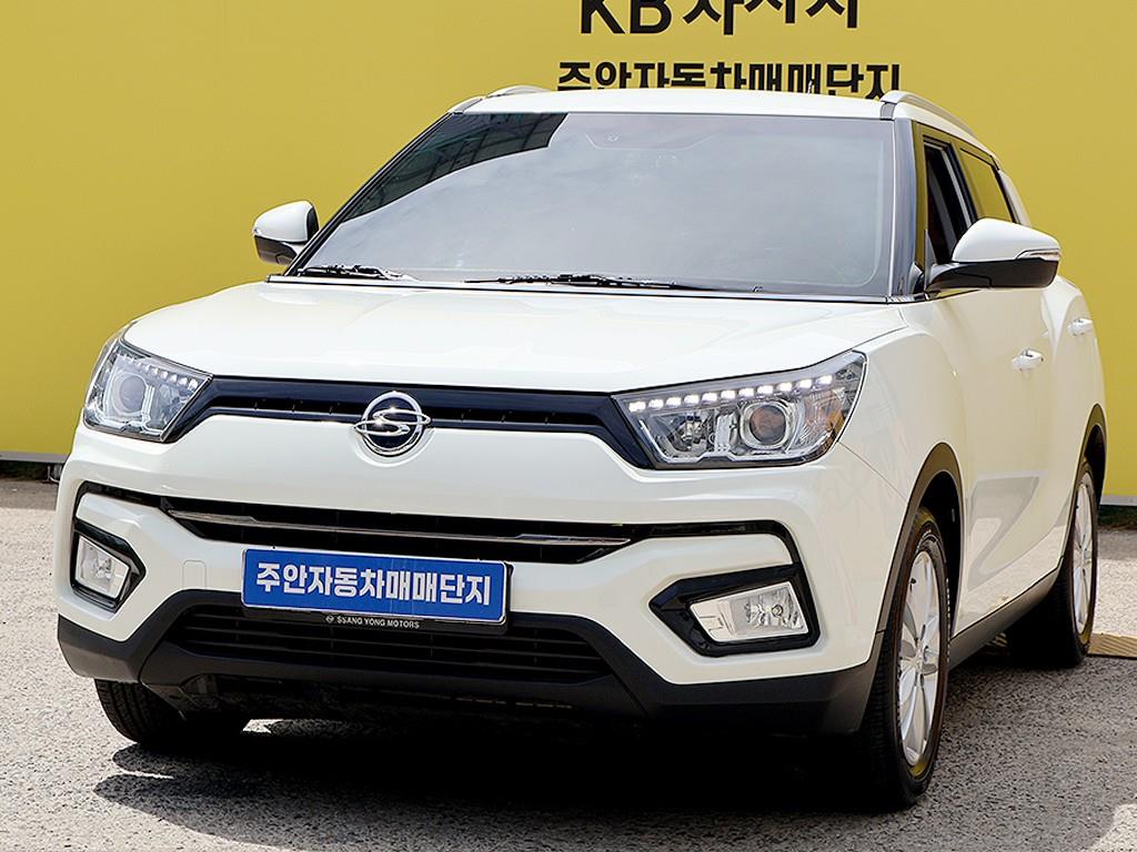 Ssangyong Tivoli - Vista 3