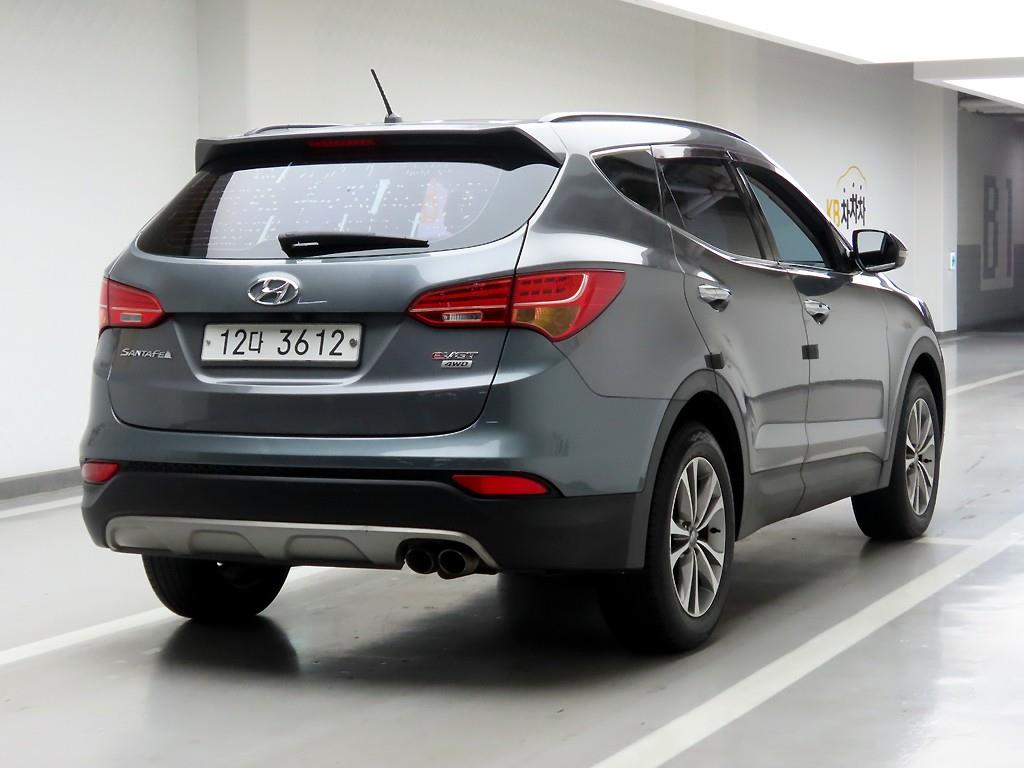HYUNDAI Santa Fe - Vista 4