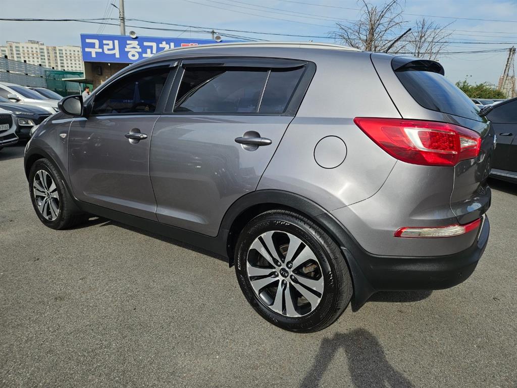 KIA Sportage - Vista 6