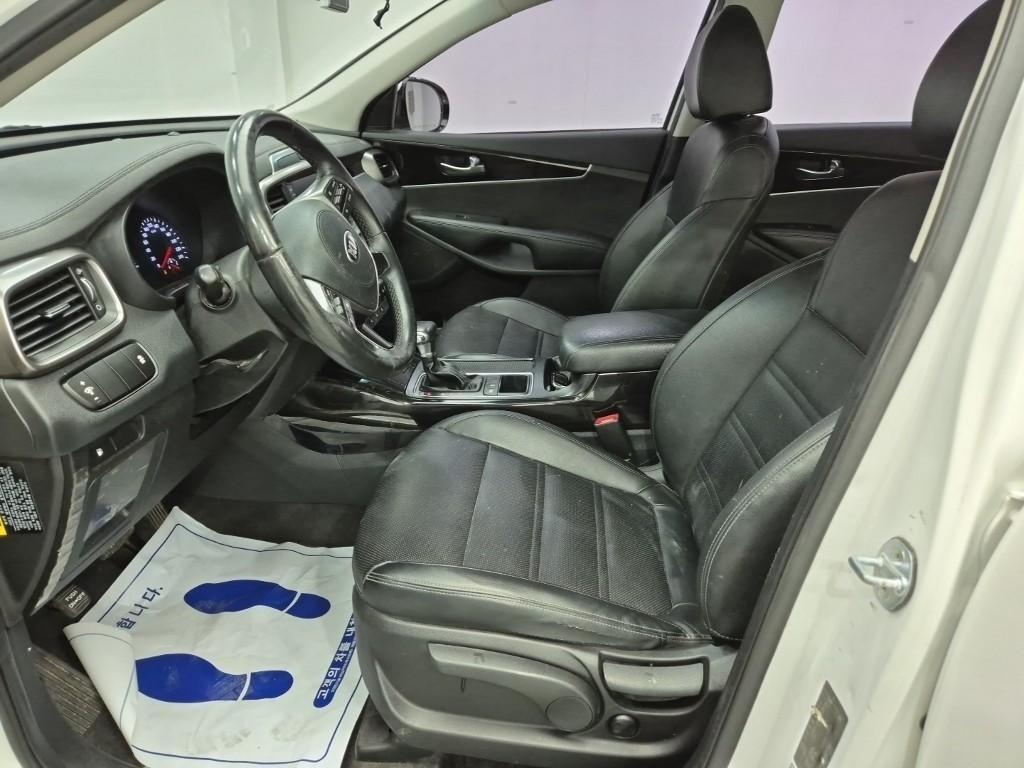 KIA Sorento - Vista 11