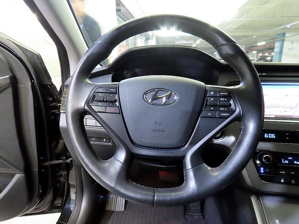 HYUNDAI Sonata - Vista 8