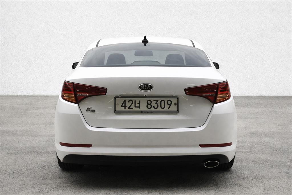 KIA K5 - Vista 3
