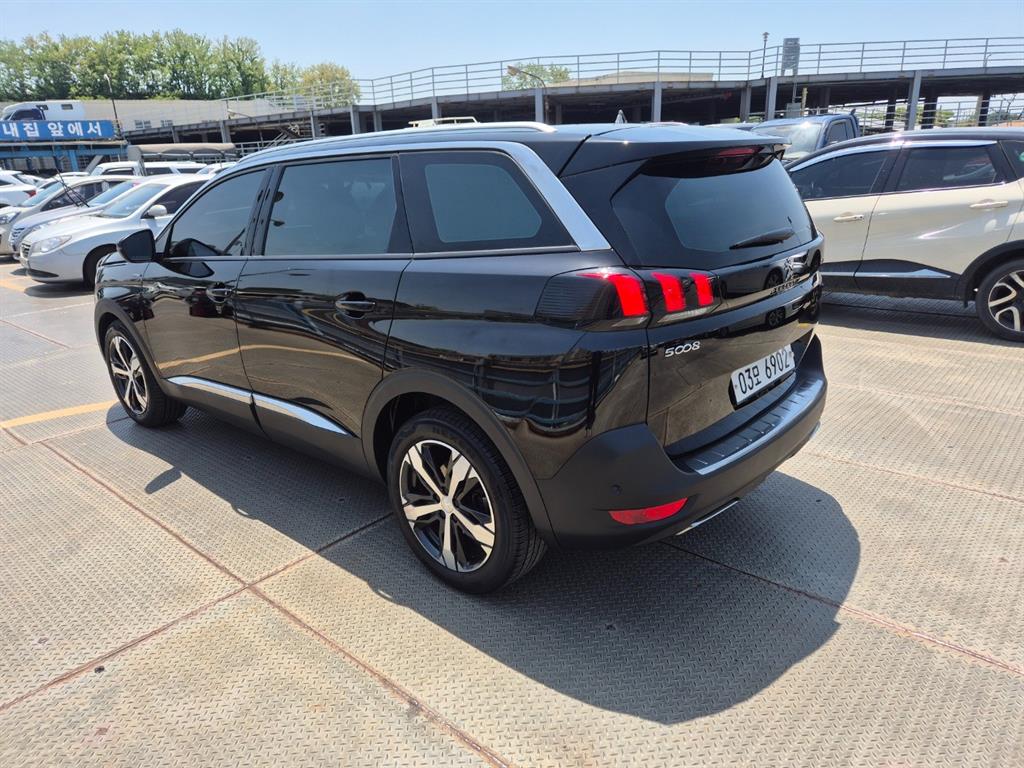 Peugeot 5008 - Vista 6