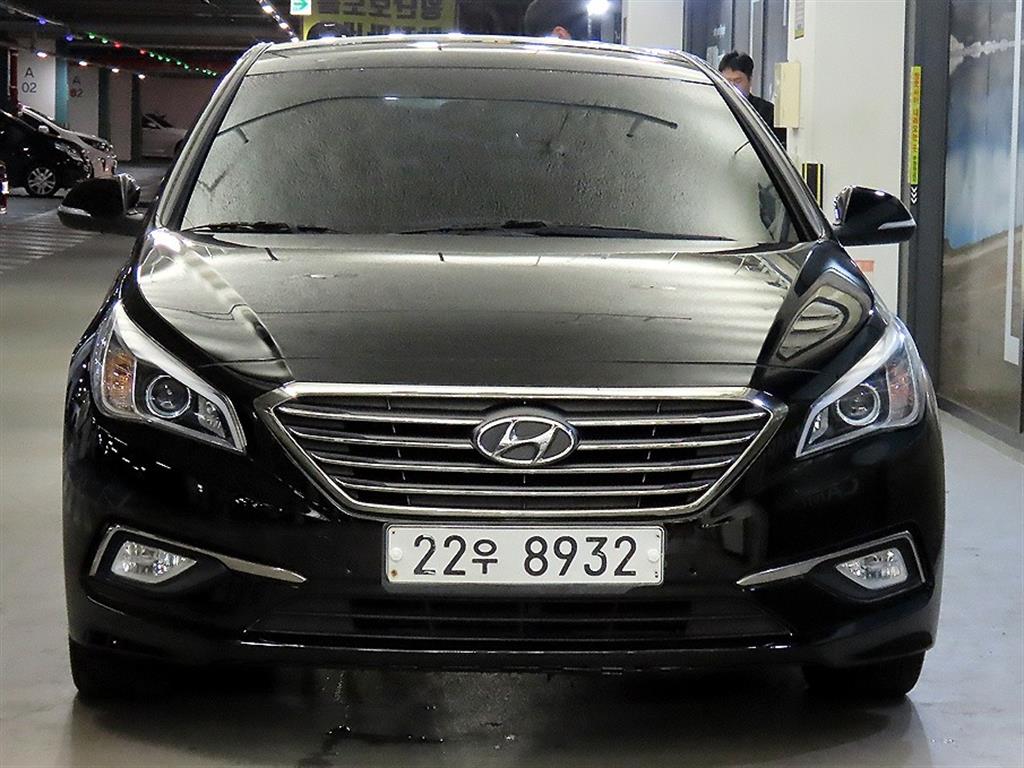 HYUNDAI Sonata - Vista 2