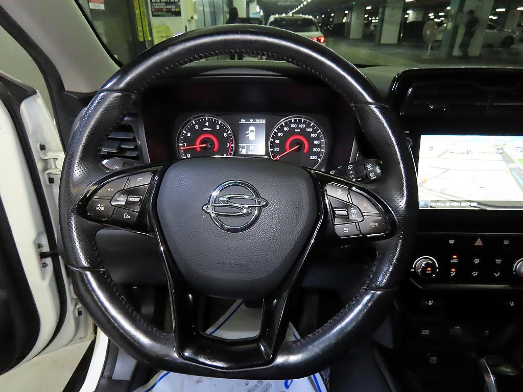 Ssangyong Tivoli - Vista 8