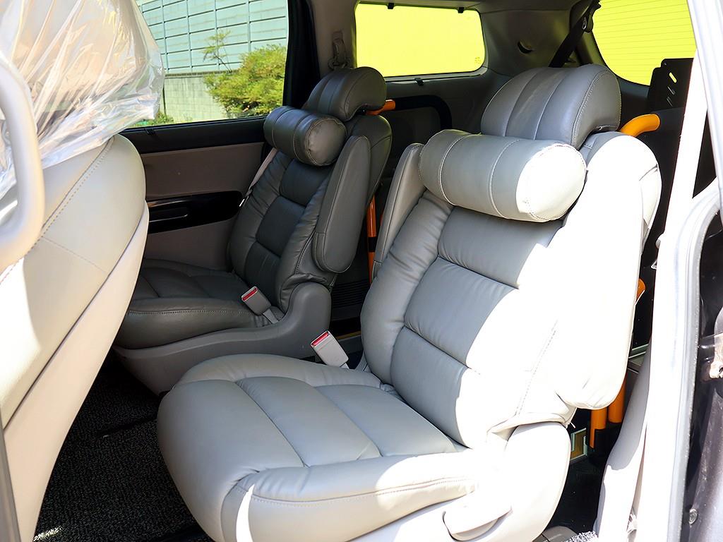 KIA Carnival 2016 Gris - Importación desde Corea - HF Imports Iquique - Foto 12