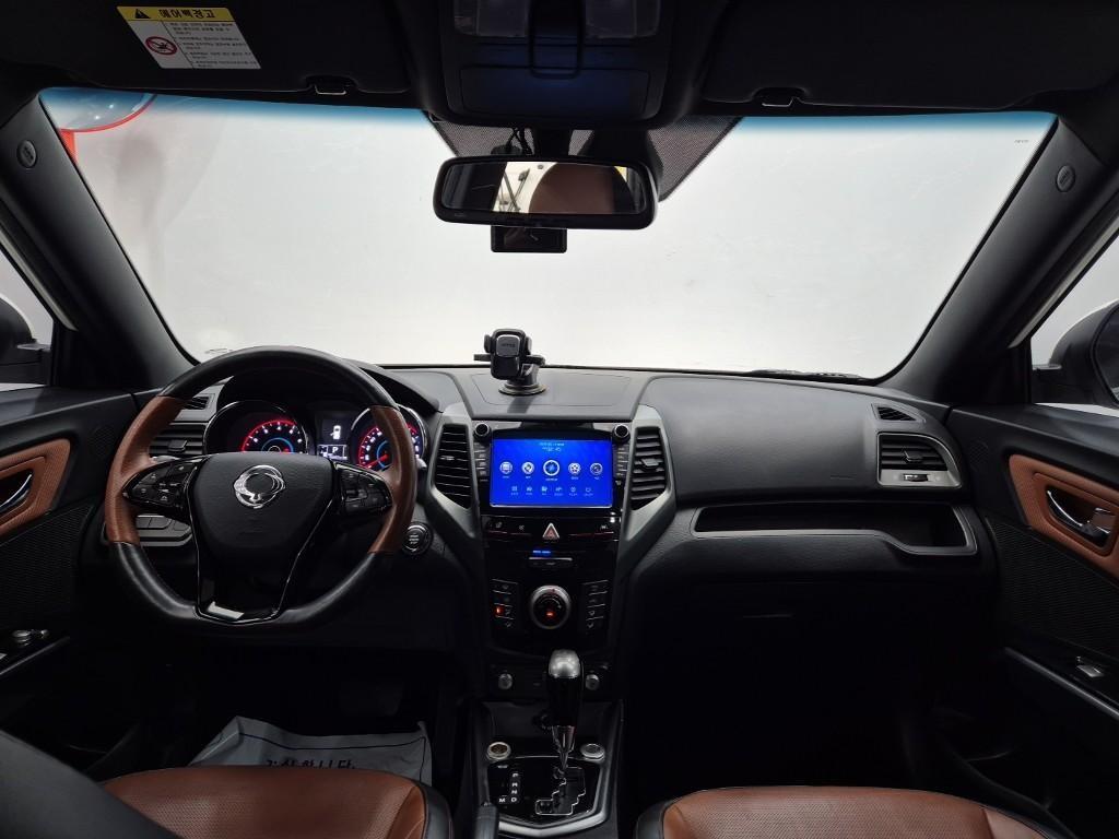 Ssangyong Tivoli - Vista 7