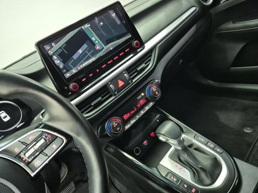 KIA K3 - Vista 10
