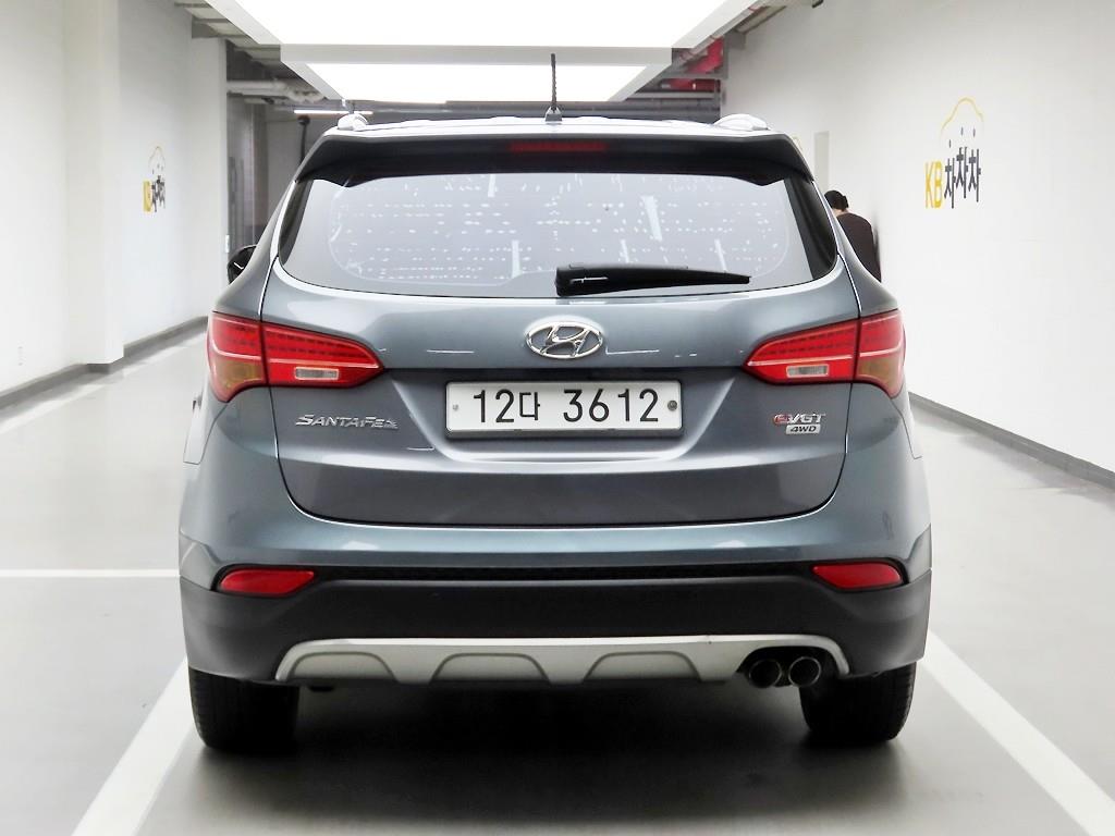 HYUNDAI Santa Fe - Vista 3