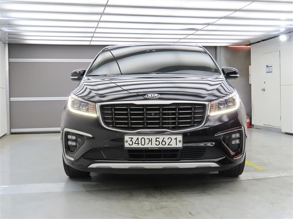 KIA Carnival - Vista 2