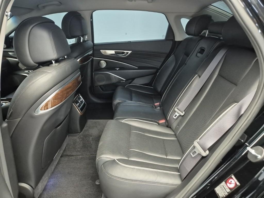 KIA K9 - Vista 12