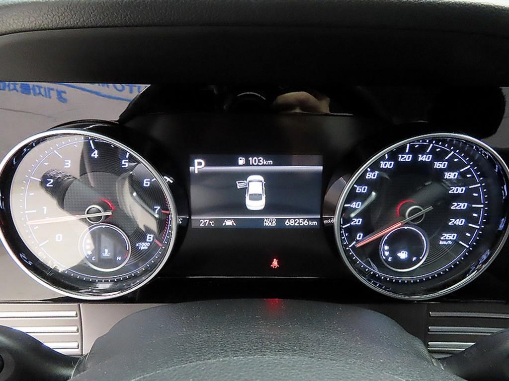 HYUNDAI Grandeur - Vista 8