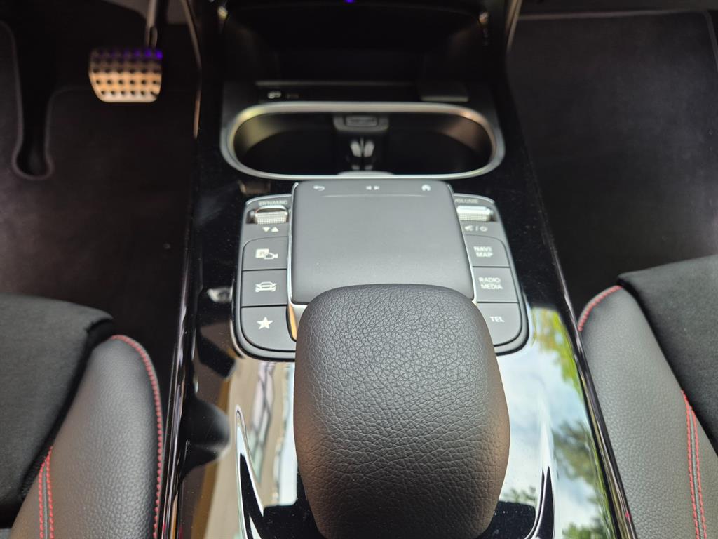 Mercedes Benz CLA Class - Vista 12