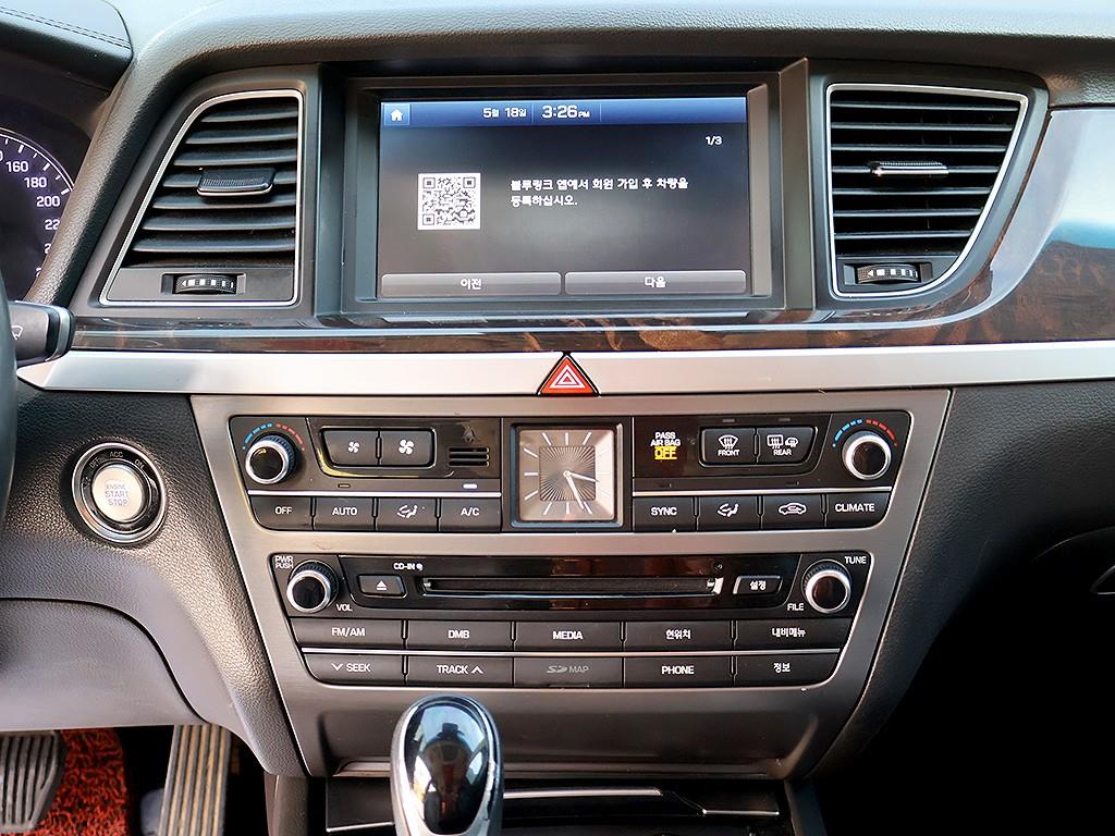 HYUNDAI Genesis 2016 Negro - Importación desde Corea - HF Imports Iquique - Foto 9