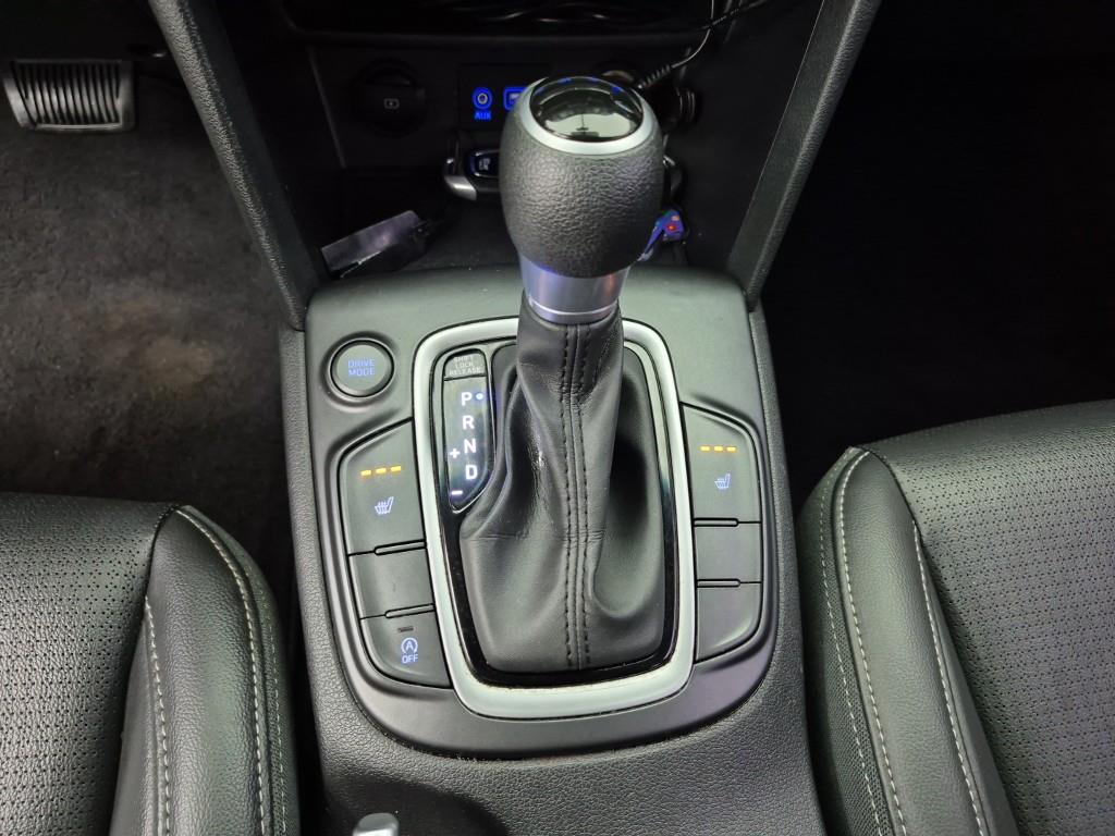 HYUNDAI Kona - Vista 8