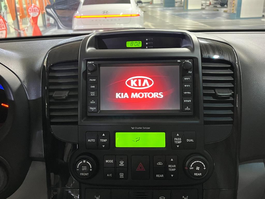 KIA Carnival - Vista 9
