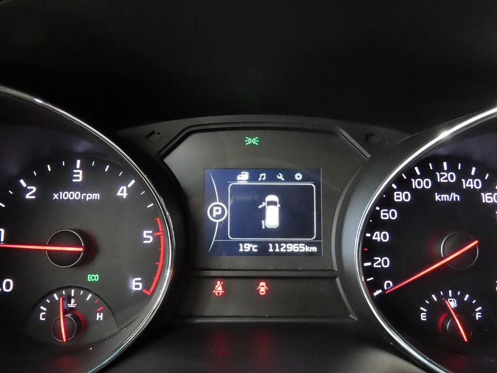 KIA Carnival - Vista 10