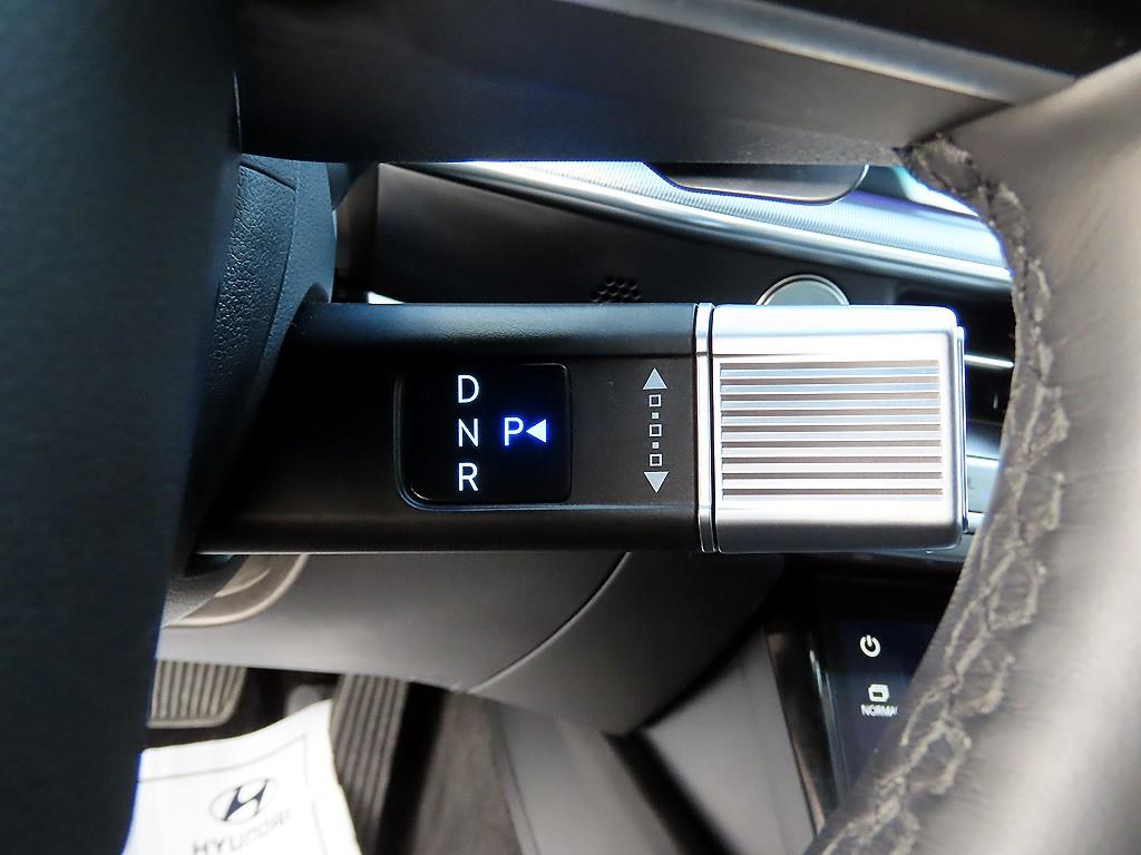 HYUNDAI Grandeur - Vista 10
