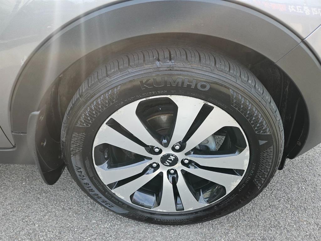 KIA Sportage 2011 Gris - Importación desde Corea - HF Imports Iquique - Foto 16
