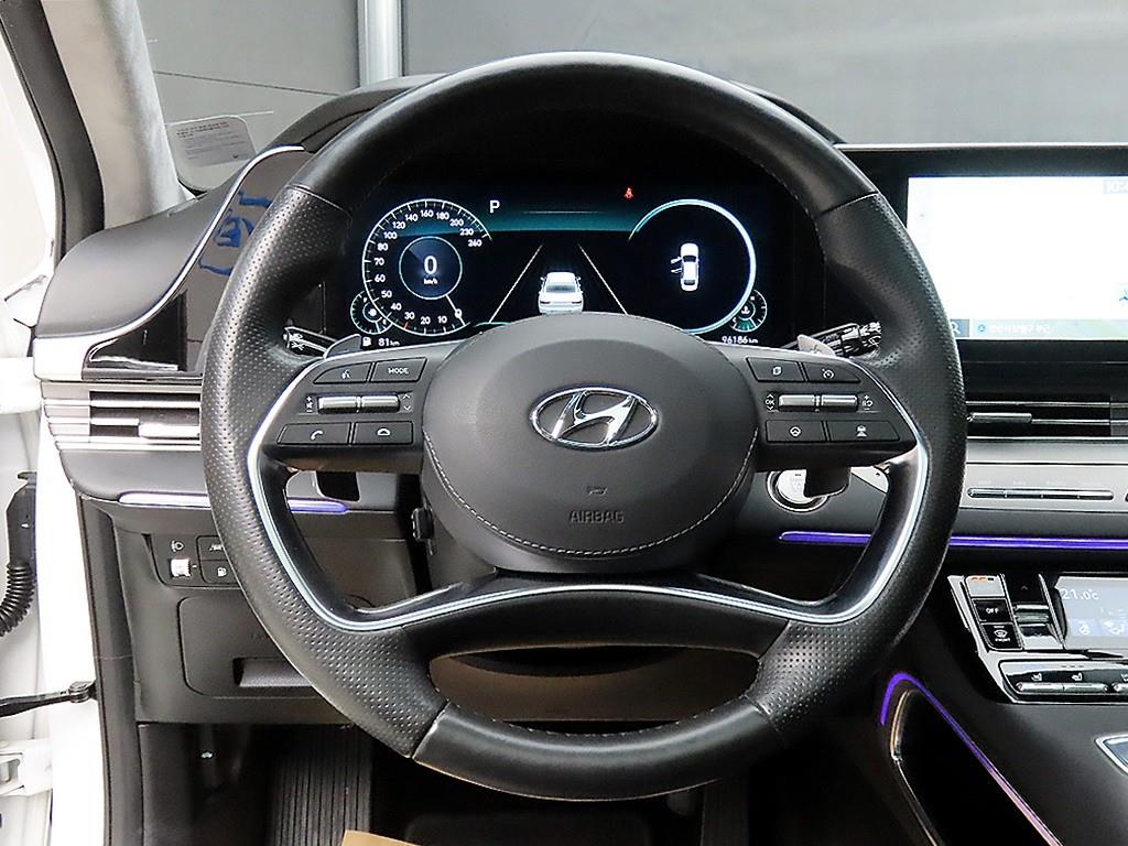 HYUNDAI Grandeur - Vista 9