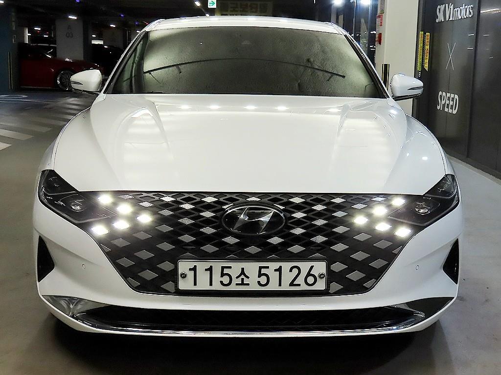 HYUNDAI Grandeur - Vista 2
