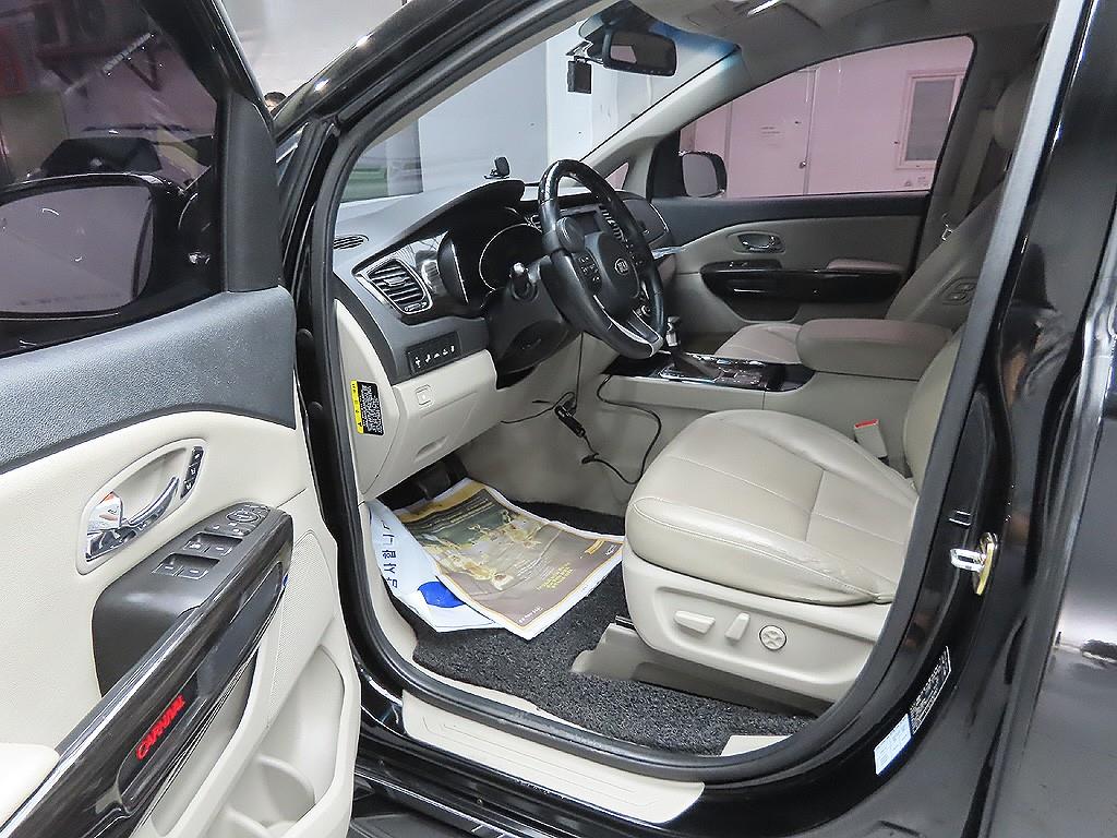 KIA Carnival 2019 Negro - Importación desde Corea - HF Imports Iquique - Foto 13