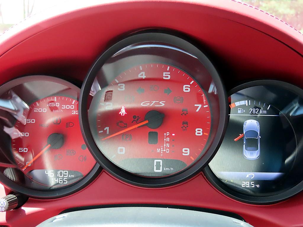 Porsche 718 - Vista 10