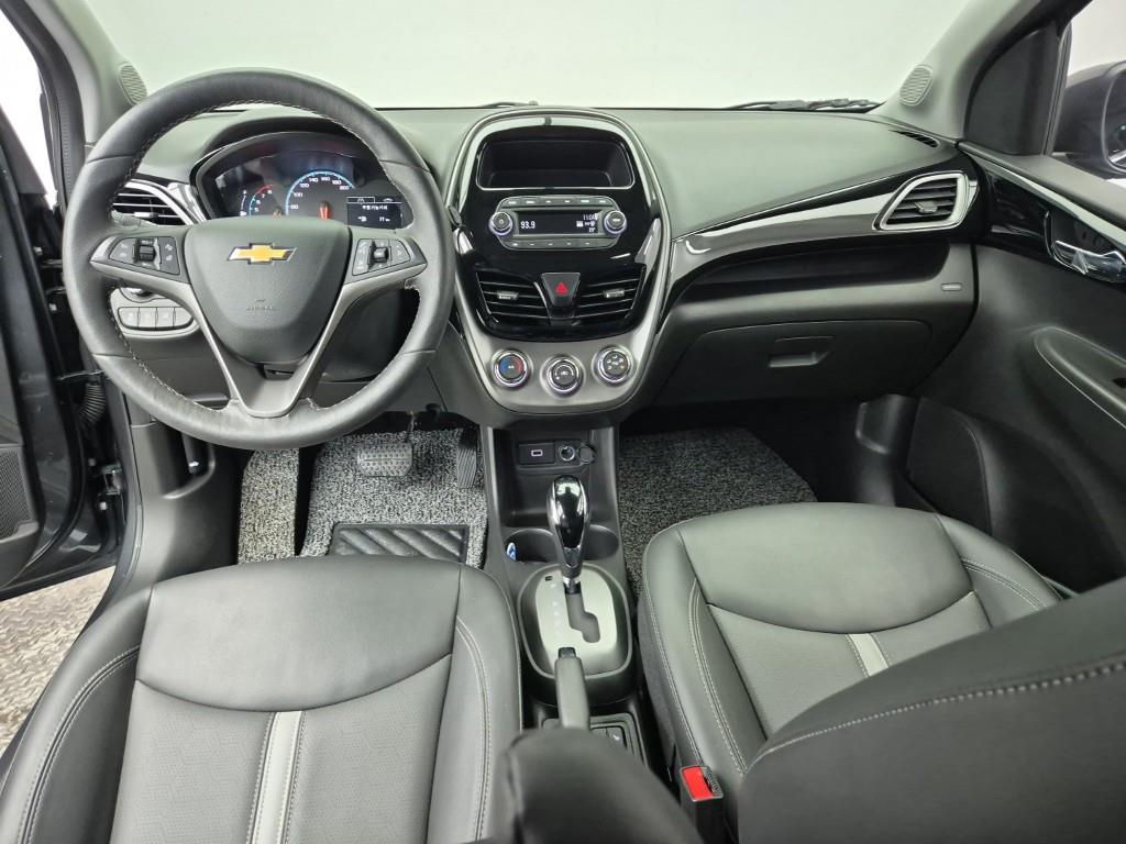 Chevrolet Spark - Vista 5