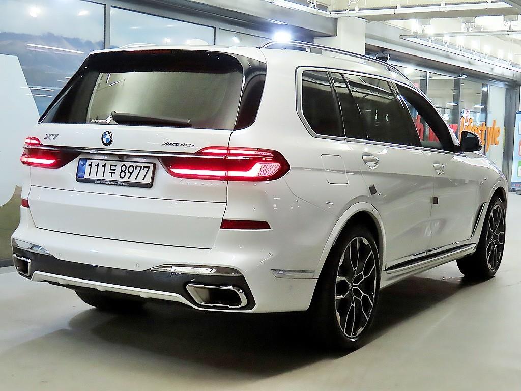 BMW X7 - Vista 4