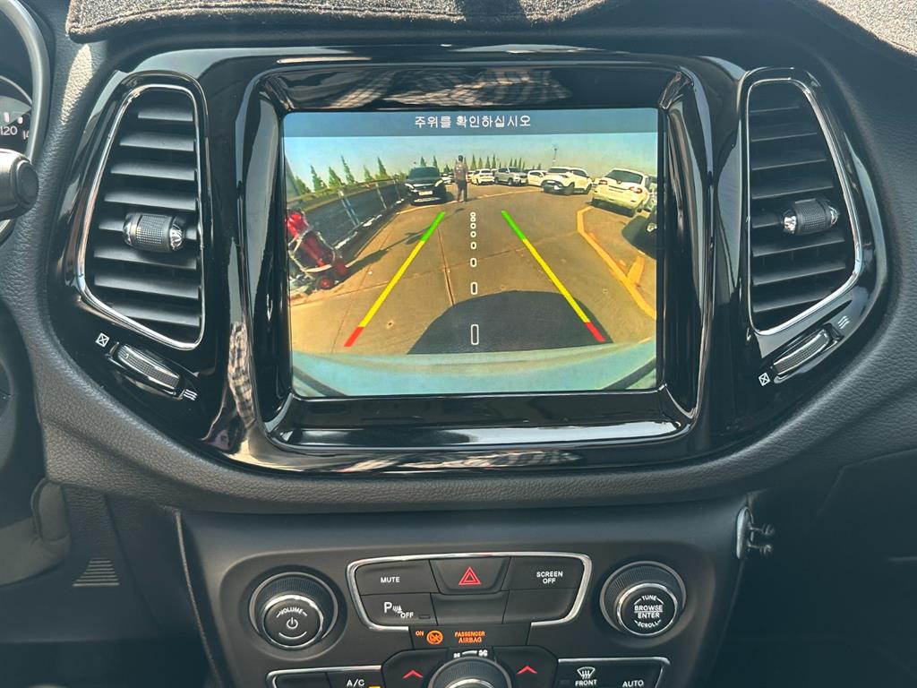Jeep Compass - Vista 11
