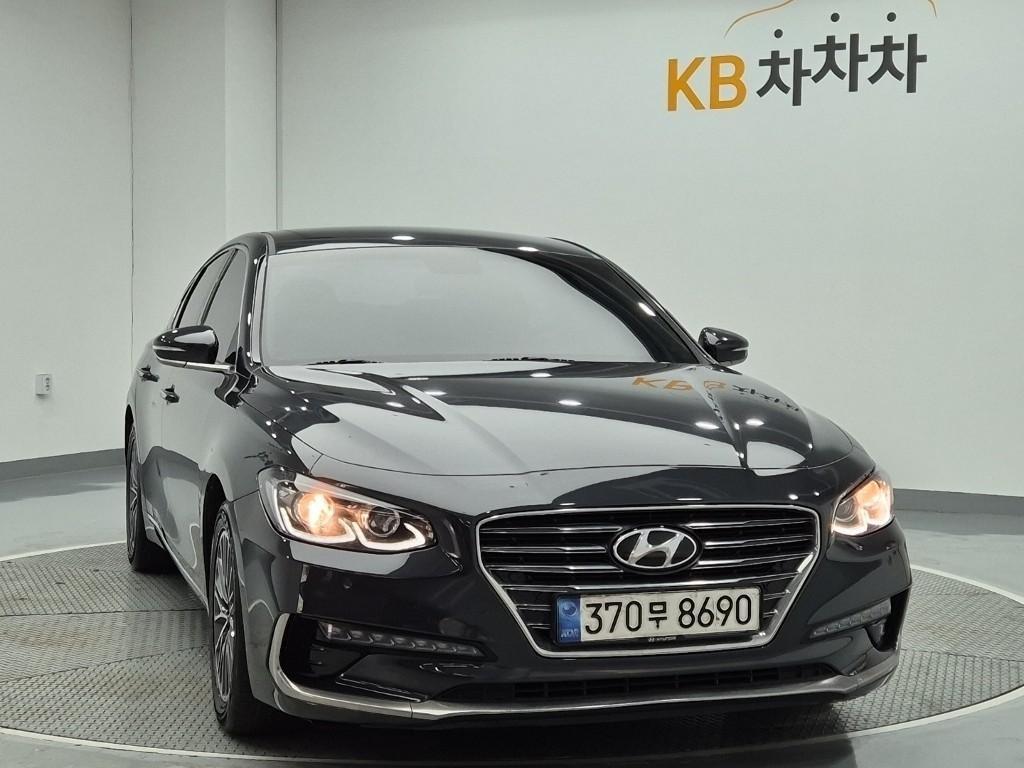 HYUNDAI Grandeur - Vista 4