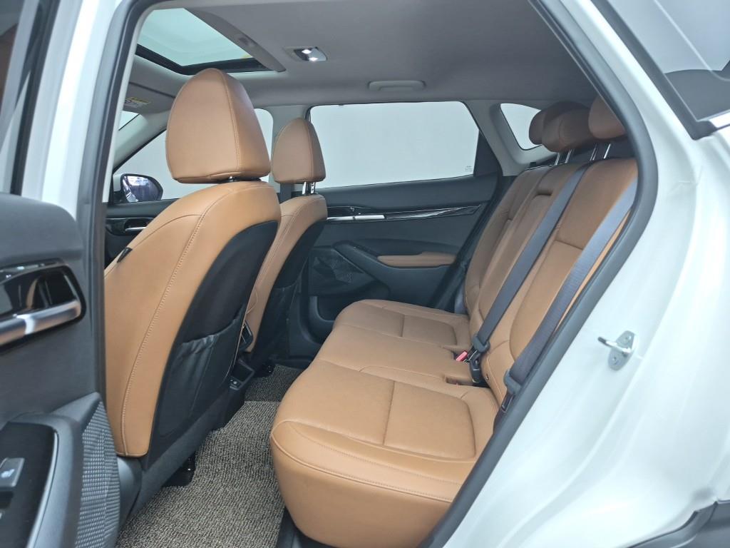 KIA Seltos - Vista 12
