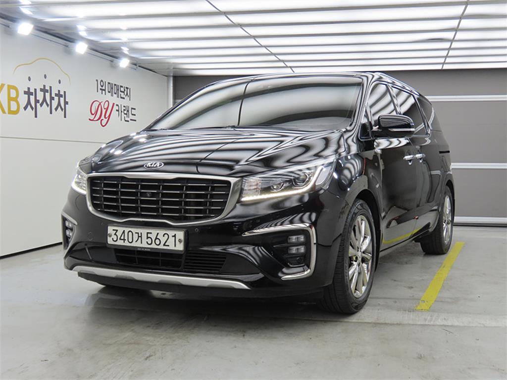 KIA Carnival 2020 Negro - Importación desde Corea - HF Imports Iquique - Foto 1