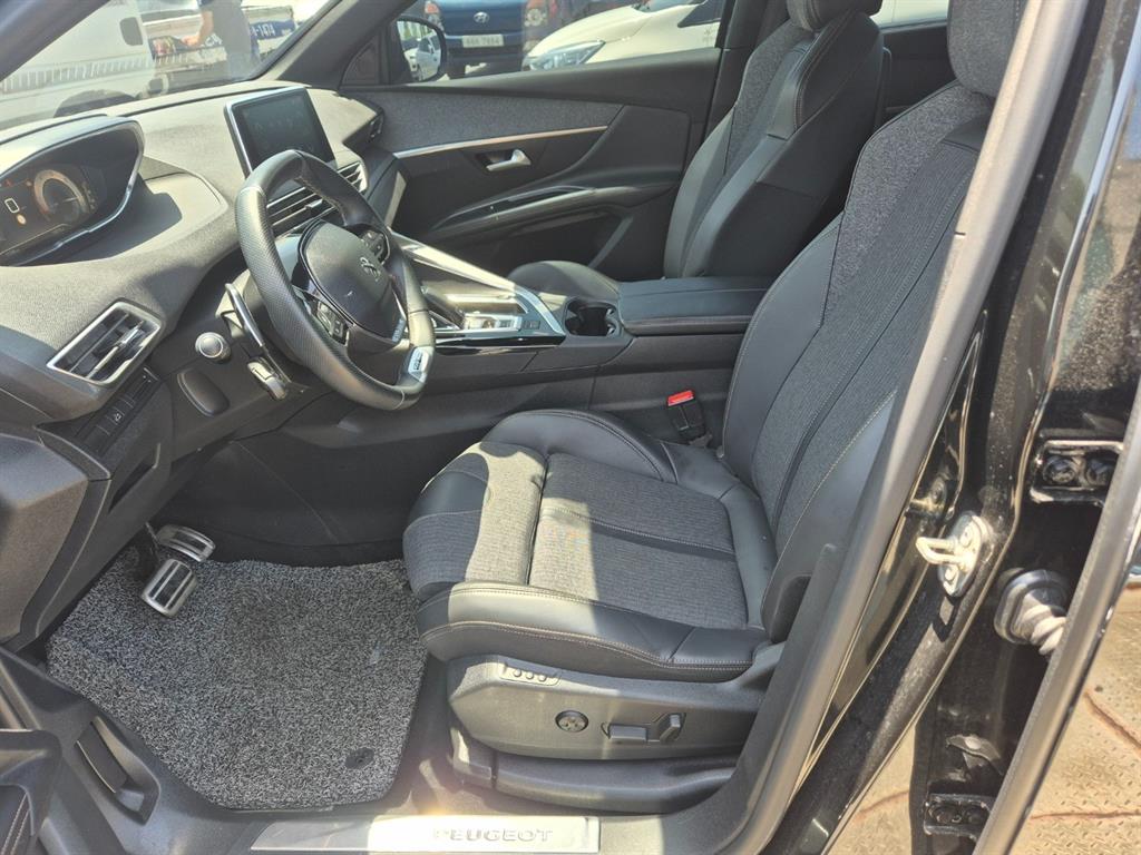 Peugeot 5008 - Vista 9